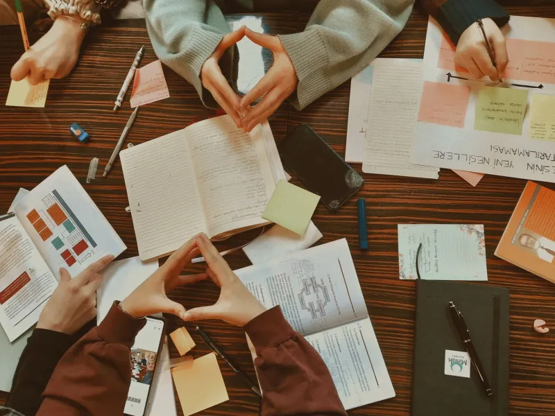 Why Your Classmate's Confusing Explanation of Photosynthesis Is Actually Better Than the Textbook's